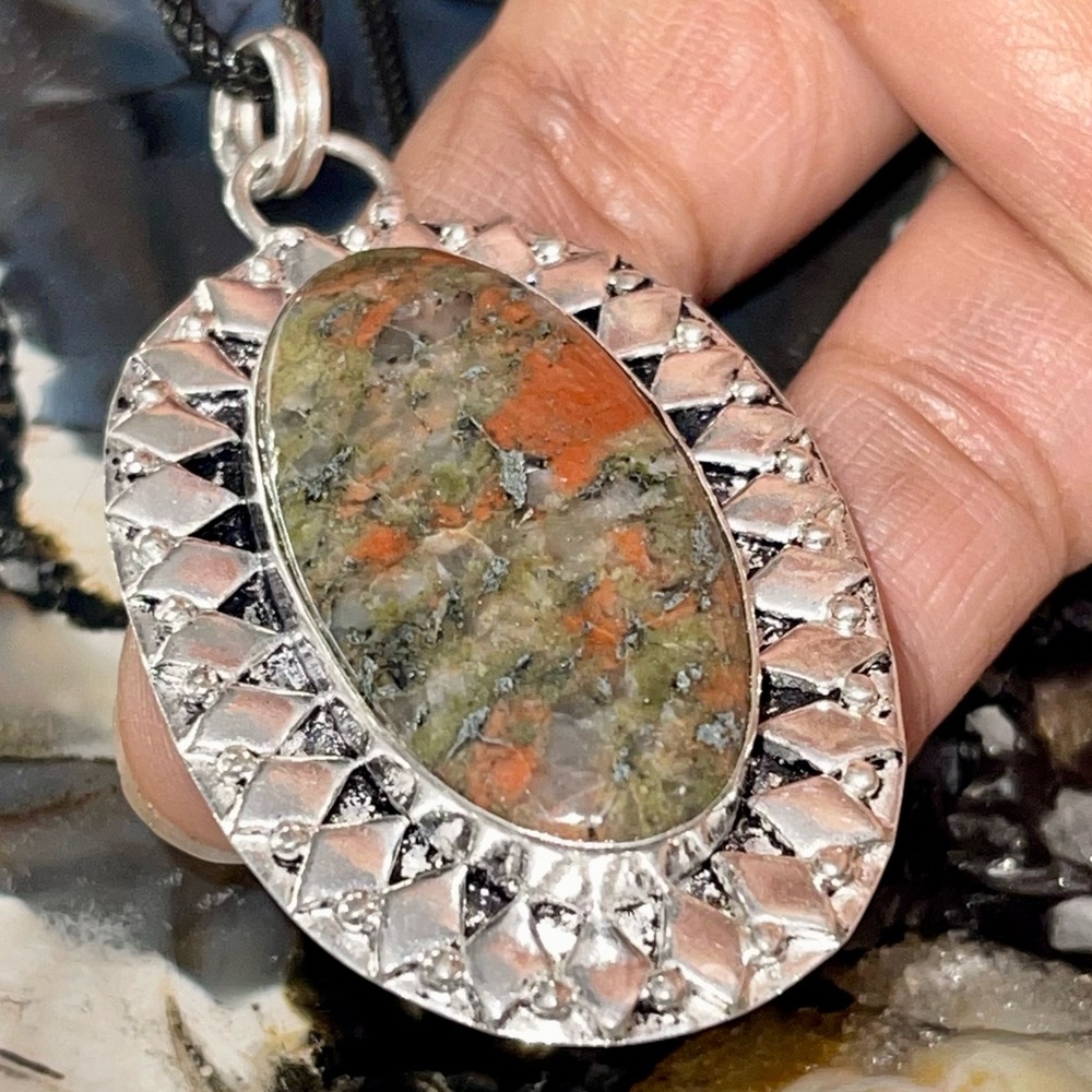Setonite Dragon Blood Stone Pendant 2 1/4”